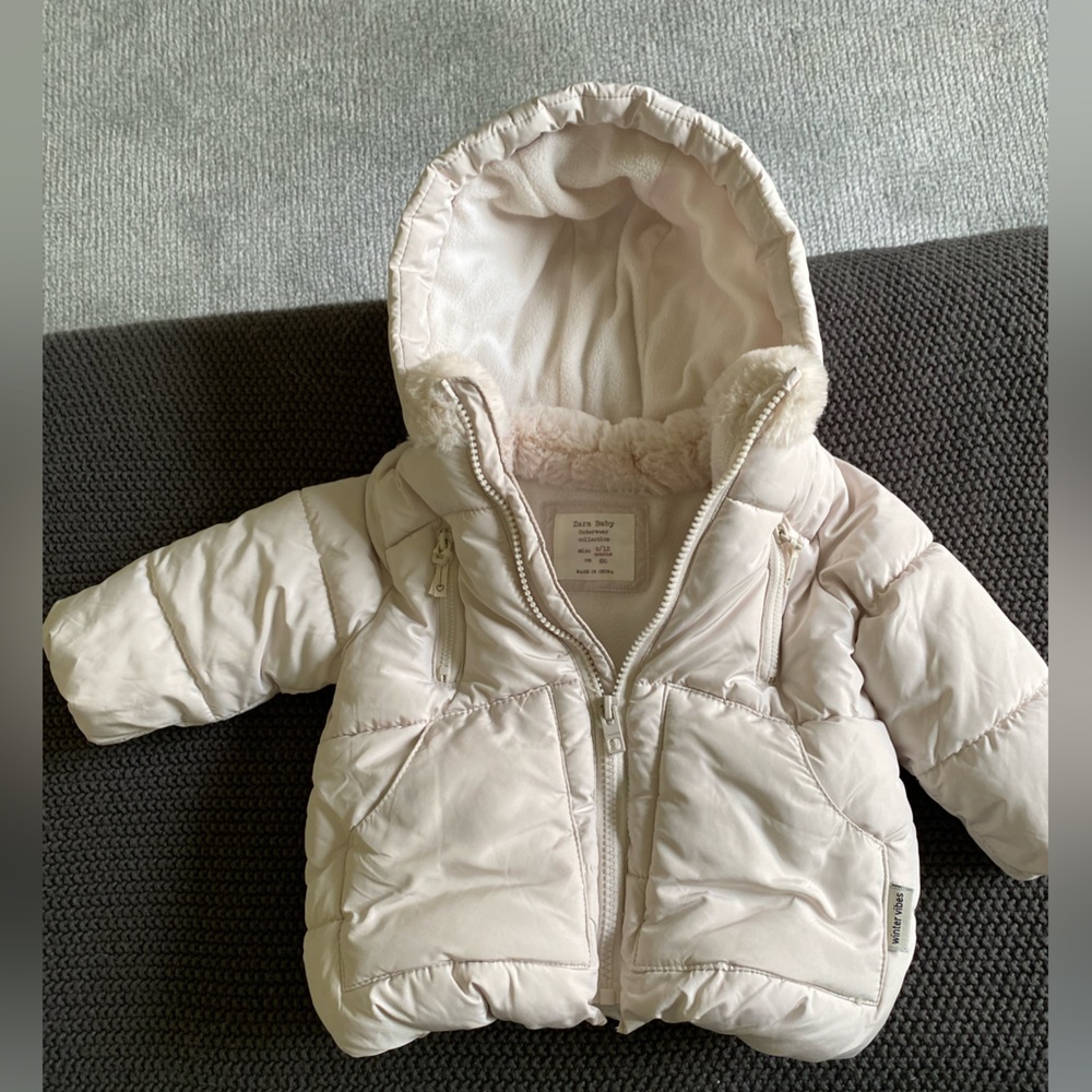 Zara winter coat Size 9-12 months